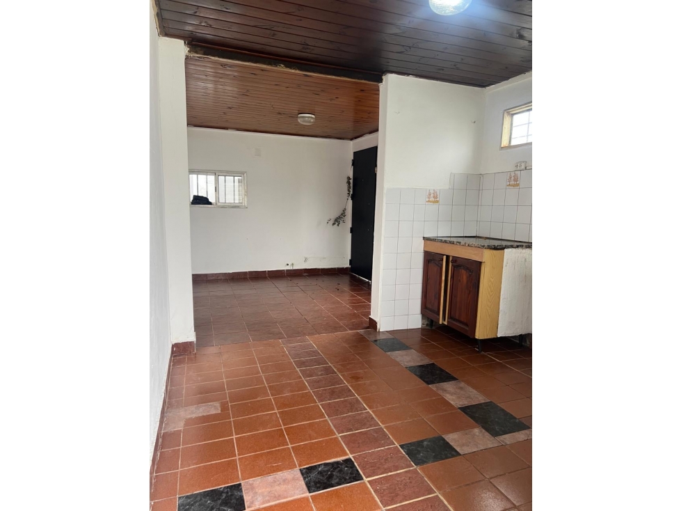 Casa en Alquiler Don Torcuato con Jardin - 2