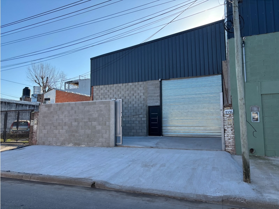 Galpon en Venta 200 m². El Talar - Zona Industrial a 100 m Colectora - 6