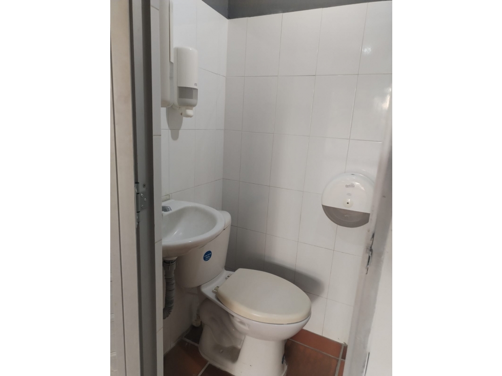 ARRIENDO LOCAL EN ROSALES - FLORIDABLANCA - 5