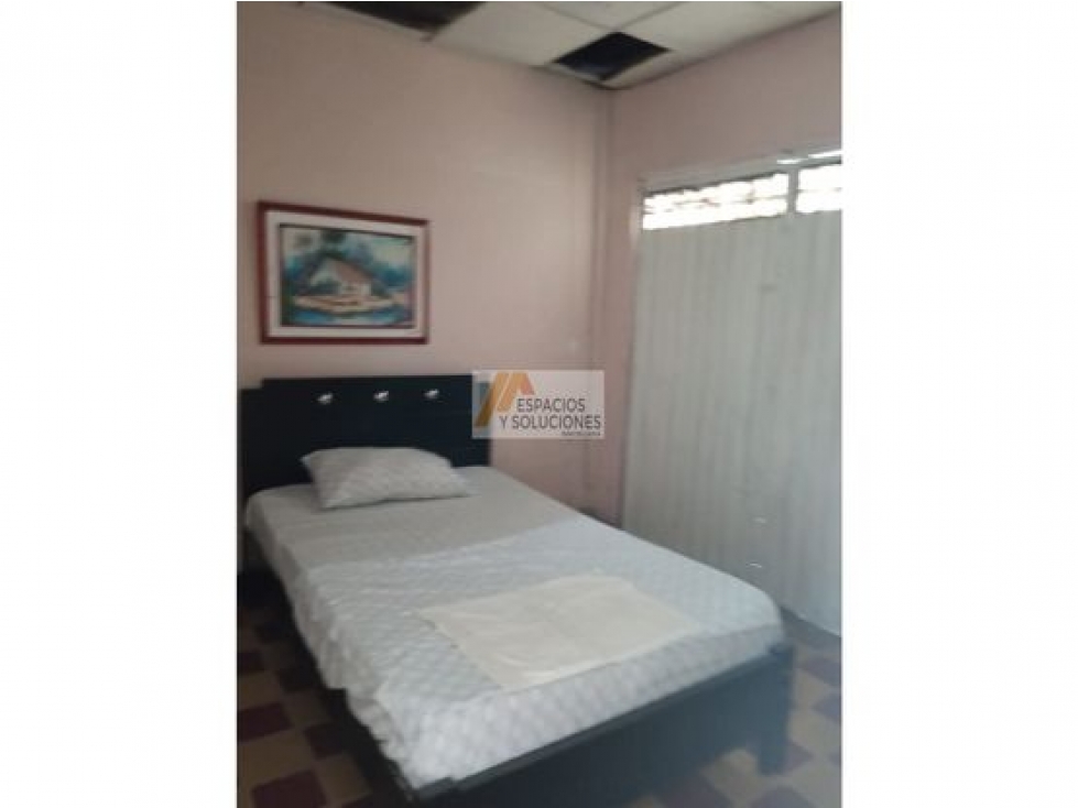 VENTA DE CASALOTE- BARRIO SAN MIGUEL PARA CONSTRUIR O REMODELAR — foto 3