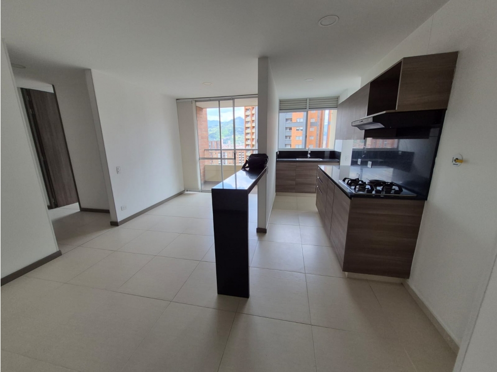 APARTAMENTO EN VENTA EN SABANETA SECTOR ASDESILLAS — foto 2