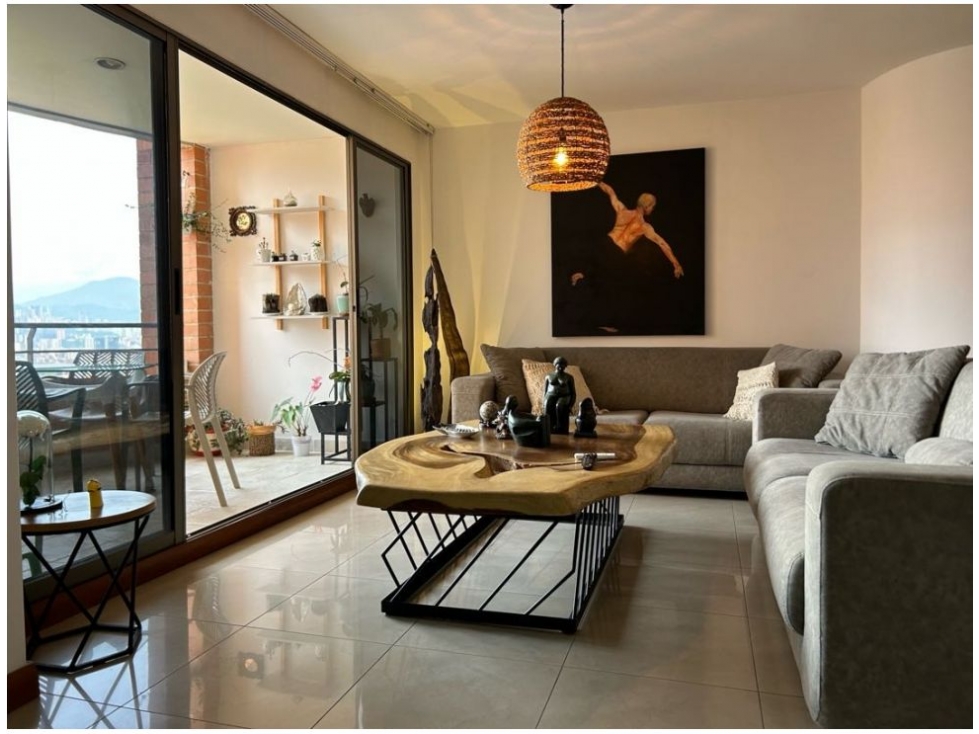 APARTAMENTO EN VENTA - EL POBLADO LA FRONTERA
