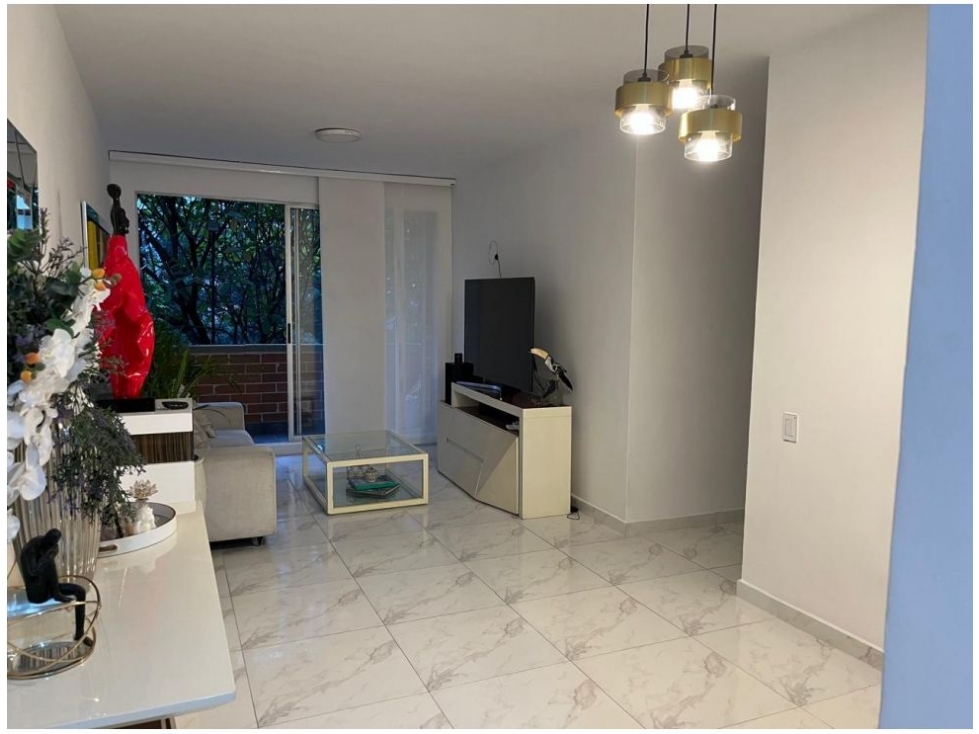 APARTAMENTO EN VENTA - EL POBLADO SECTOR CASTROPOL