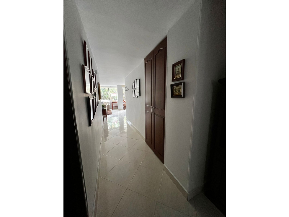 Apartamento en venta en el Barrio Laureles — foto 2