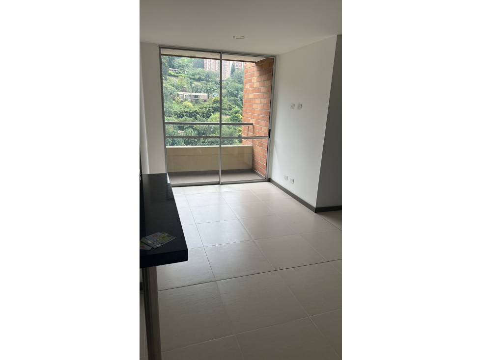 Apartamento en venta en Sabaneta sector Asdesillas — foto 2