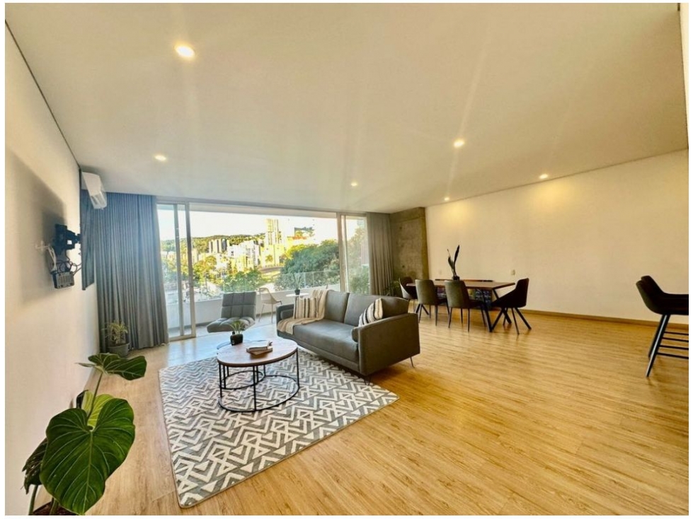 APARTAMENTO EN VENTA - EL POBLADO LOMA DE LOS PARRA — foto 2