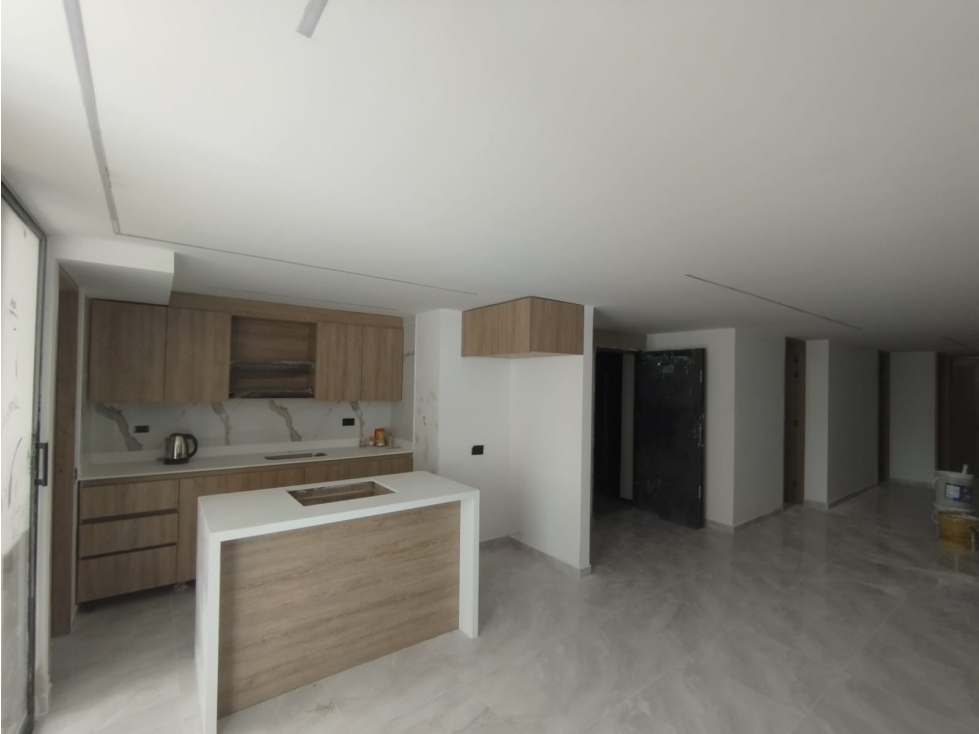 Apartamento en venta sector la america piso 3