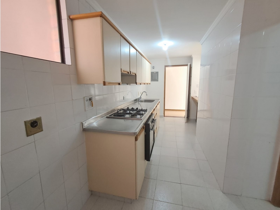 Apartamento en arriendo la intermedia , Aguacatala — foto 2