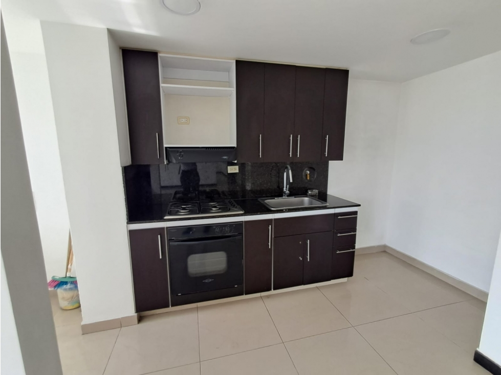 Apartamento en arriendo milla de oro el poblado — foto 3