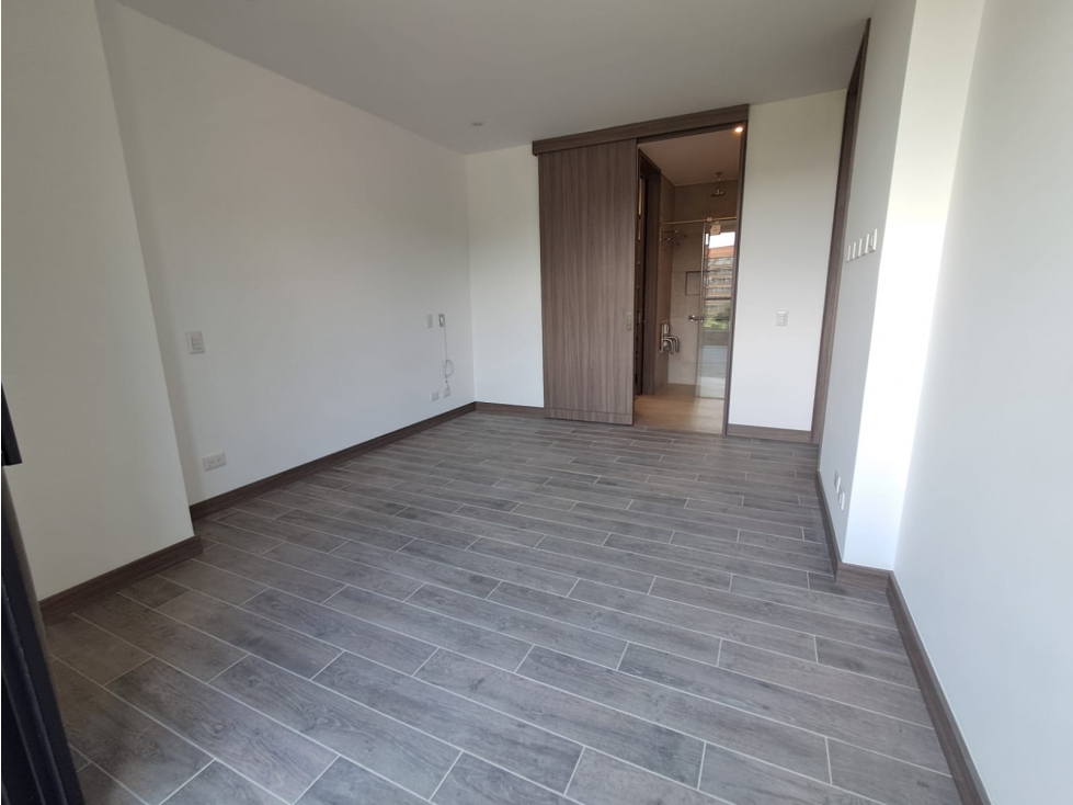 Apartaestudio en san lucas para arriendo — foto 5