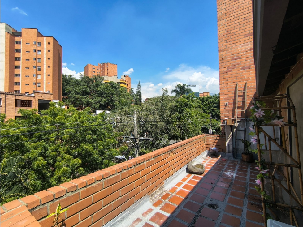 Apartamento duplex en arriendo sector laureles — foto 4