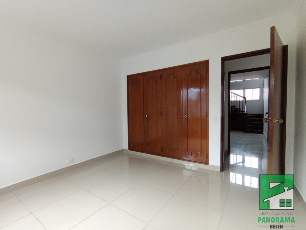 Apartamento en Arriendo Sector Laureles Avenida Nutibara — foto 4