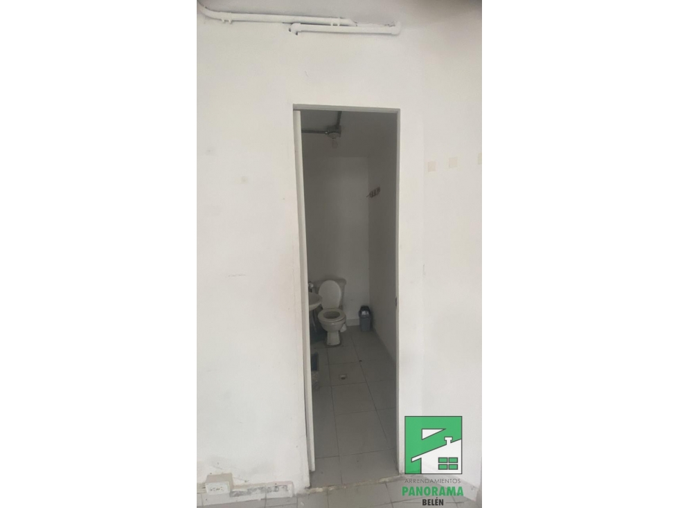 Local en arriendo primer piso, Sector Belen Rosales
