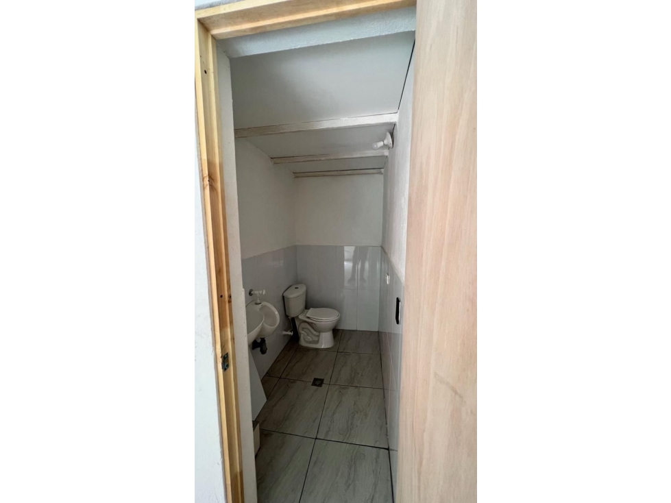 Se arrienda Local Comercial Sector Manzanillo primer piso — foto 4
