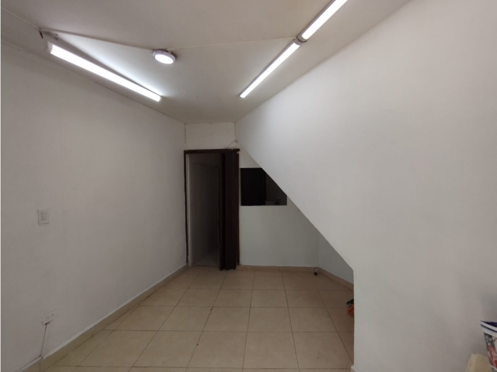 Local en arriendo sector belen bolivariana