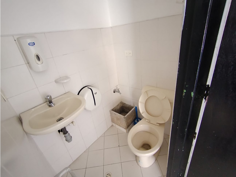 Local en Arriendo Sector Belén La Gloria — foto 4