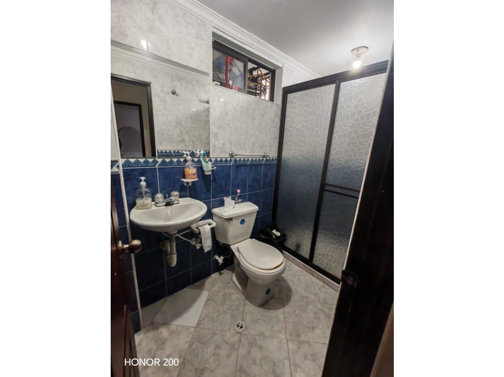 Se vende apartamento segundo piso sector la Floresta interno — foto 3