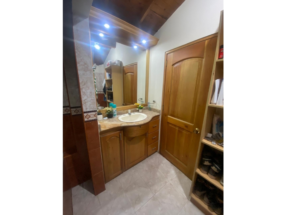 Se vende apartamento dúplex ubicado en el sector Belén rincón