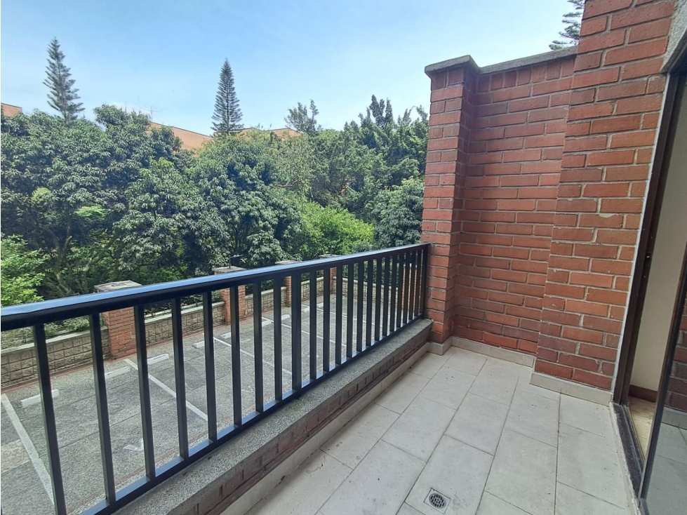 Apartamento en arriendo la 34 , la intermedia Aguacatala — foto 6