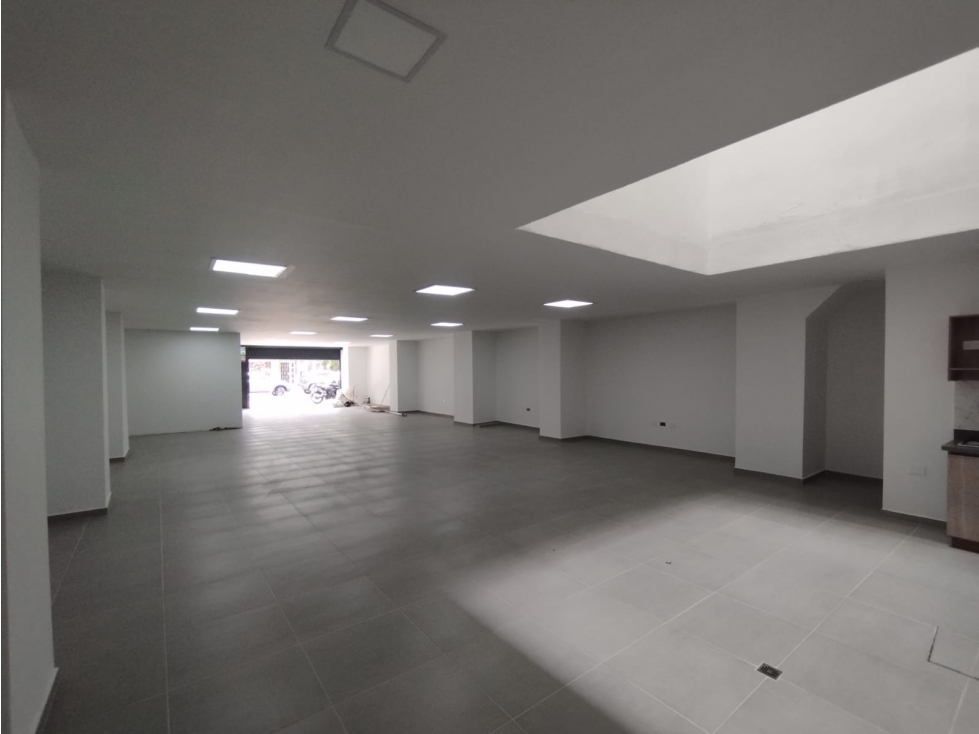 Bodega en arriendo sector calasanz