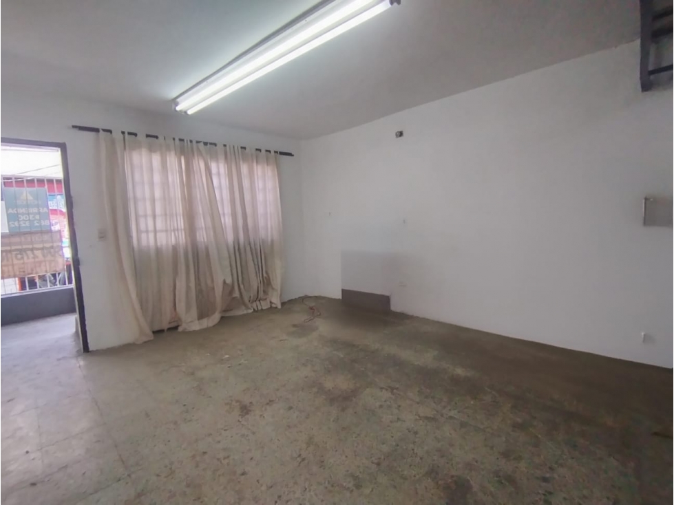 local o bodega en arriendo en el sector de barrio antioquia