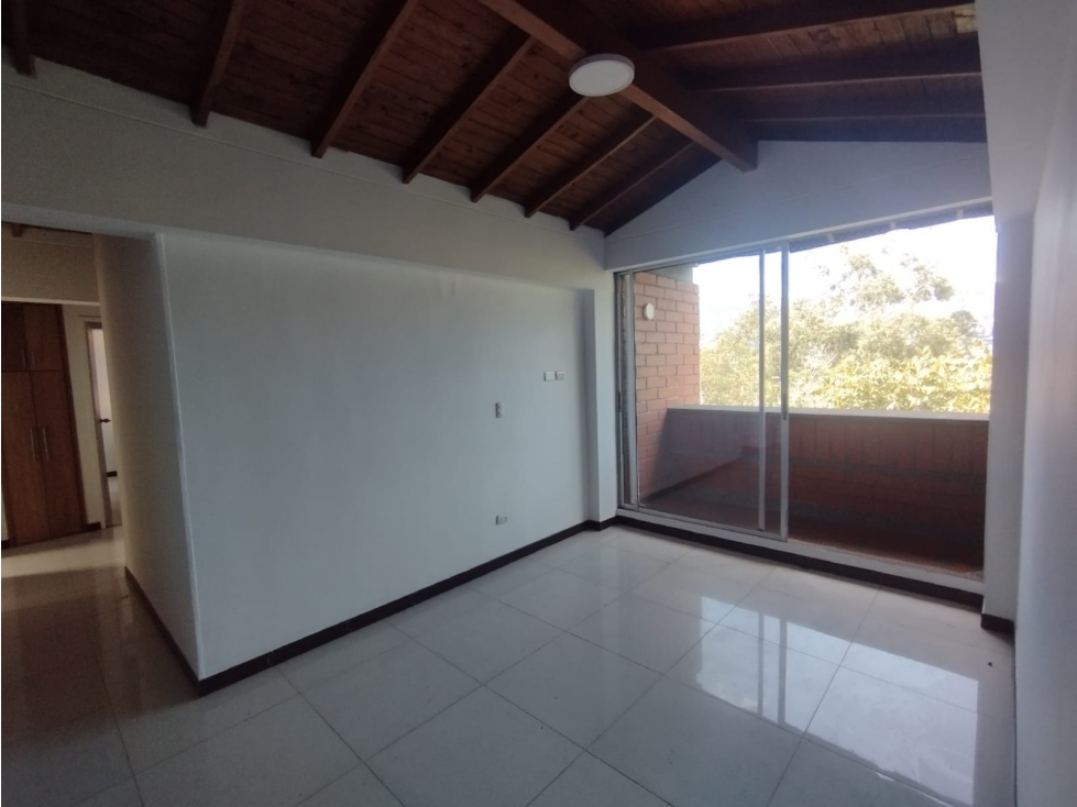 Apartamento en arriendo o en venta en la loma de los bernal — foto 3