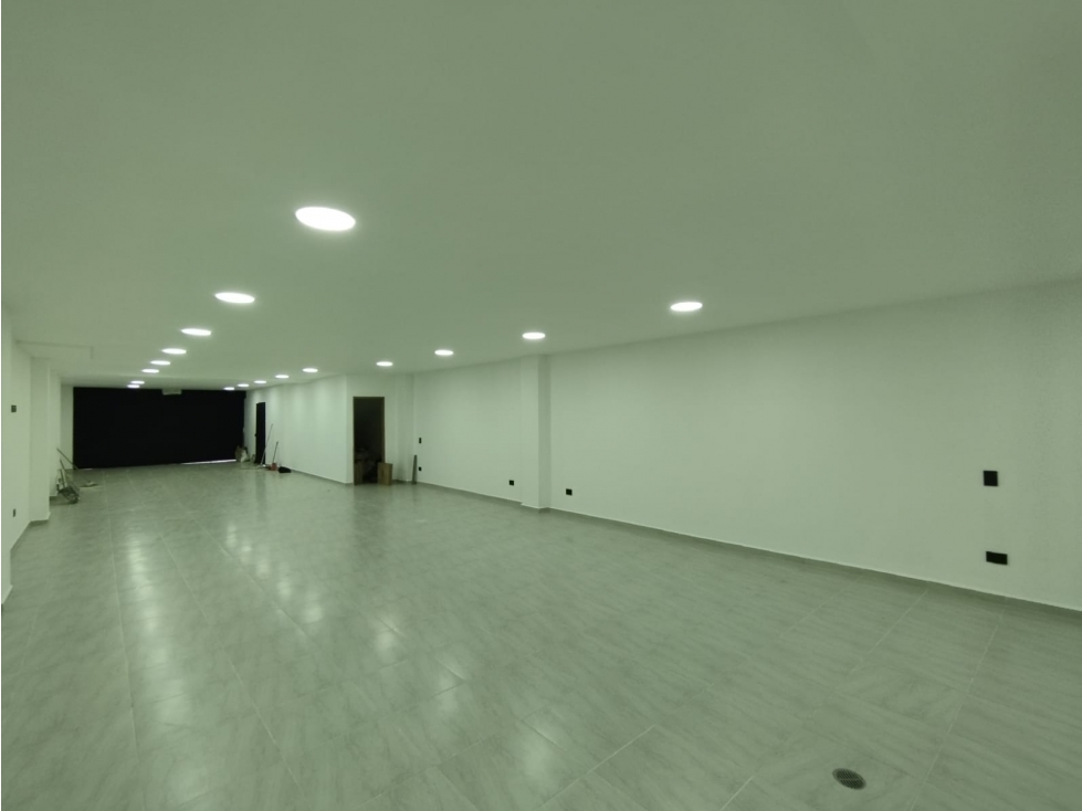 Bodega en arriendo sector san bernardo piso 1
