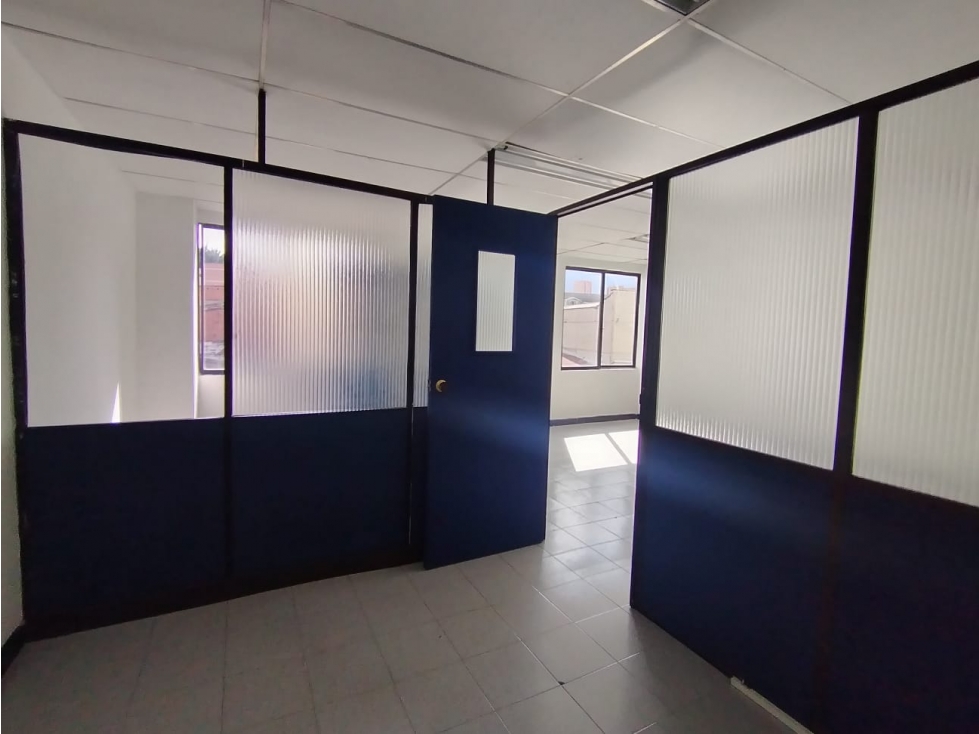 Oficina Sector Avenida Nutibara en Arriendo — foto 4