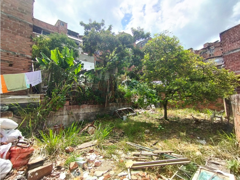 Casa lote en venta sector el salvador