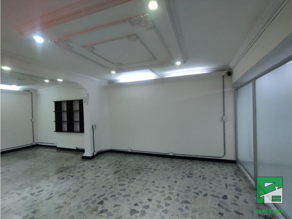 Local en arriendo sector laureles primer piso — foto 3