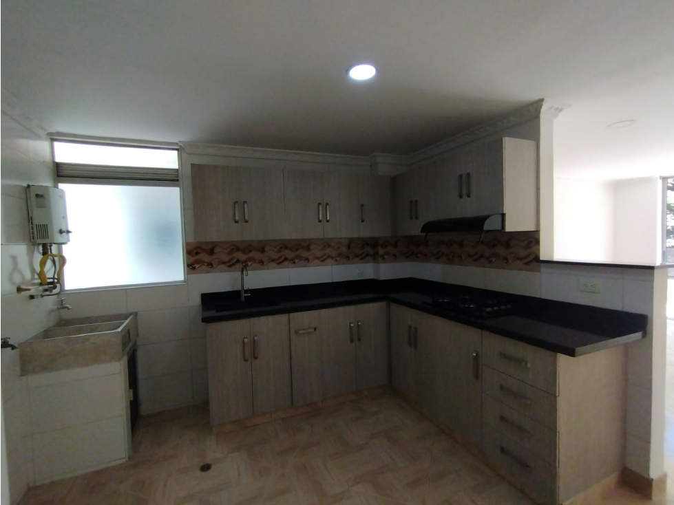 Apartamento en arriendo sector malibú — foto 2