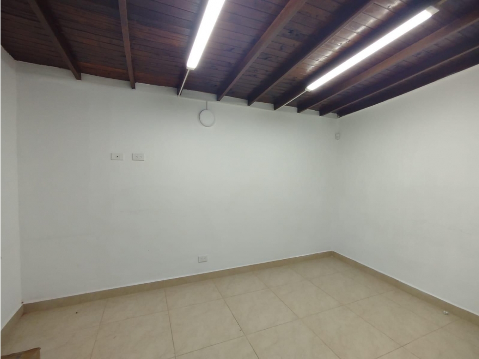 Se arrienda Casa para Local Comercial Oficinas Sector Belen la gloria