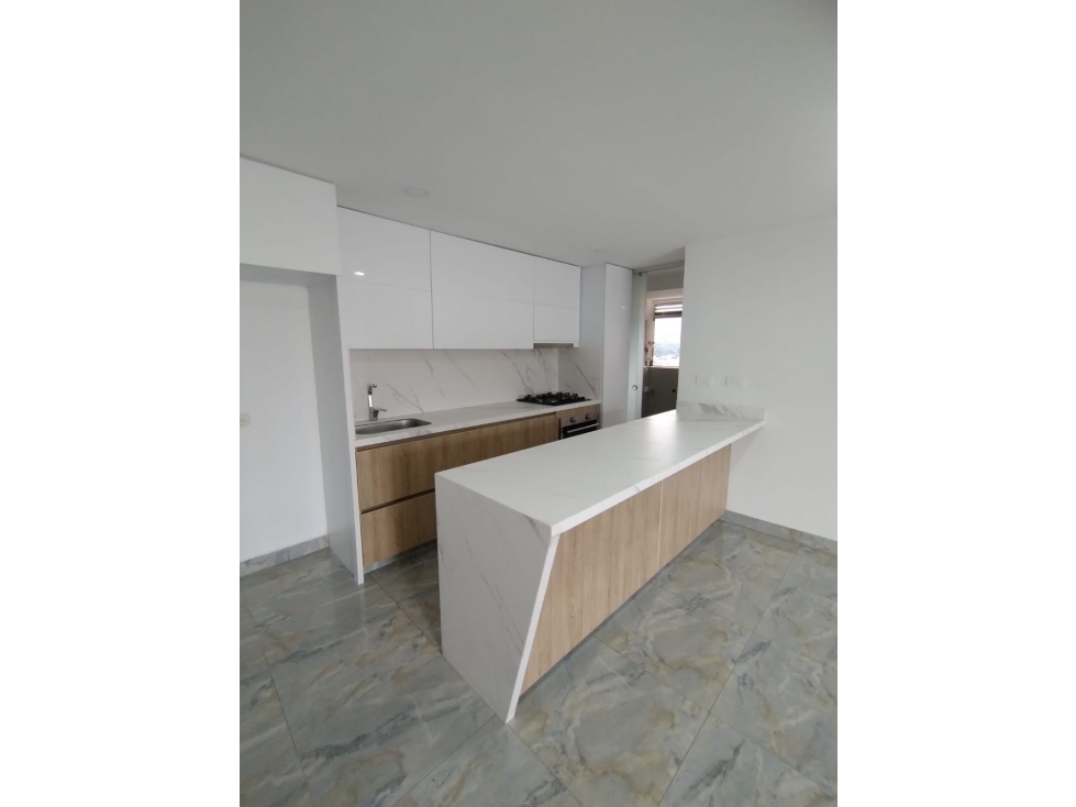 Apartamento en arriendo el poblado , patio bonito Medellin