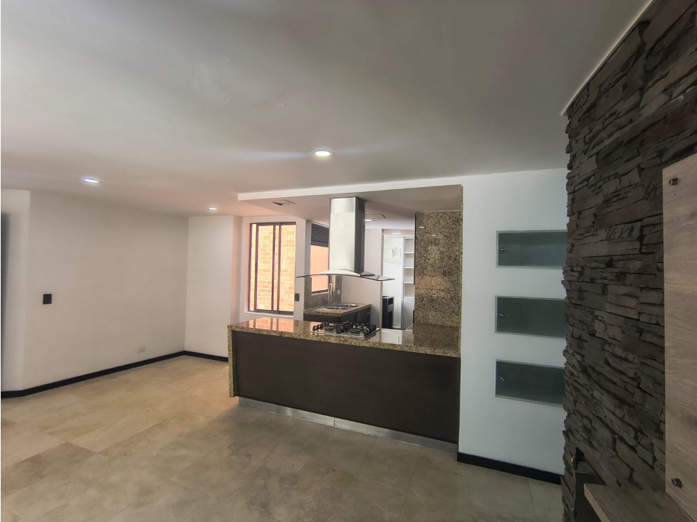 Apartamento en arriendo sector laureles — foto 3