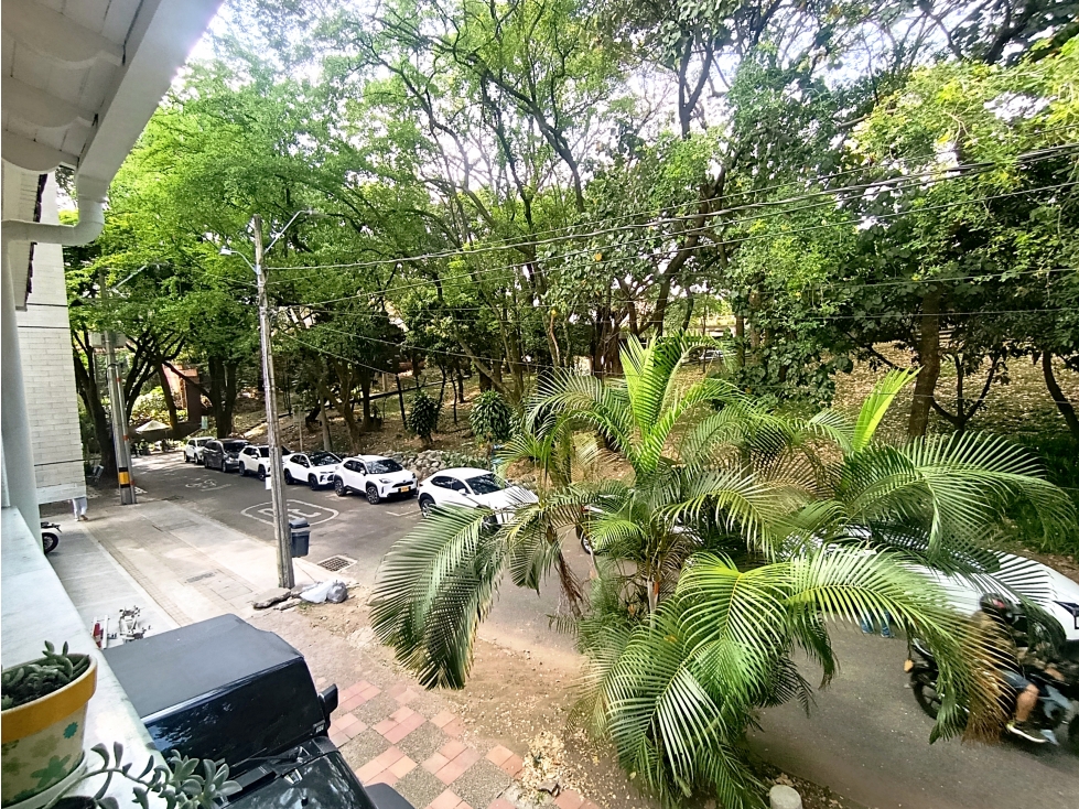 Casa local en la Aguacatala en arriendo