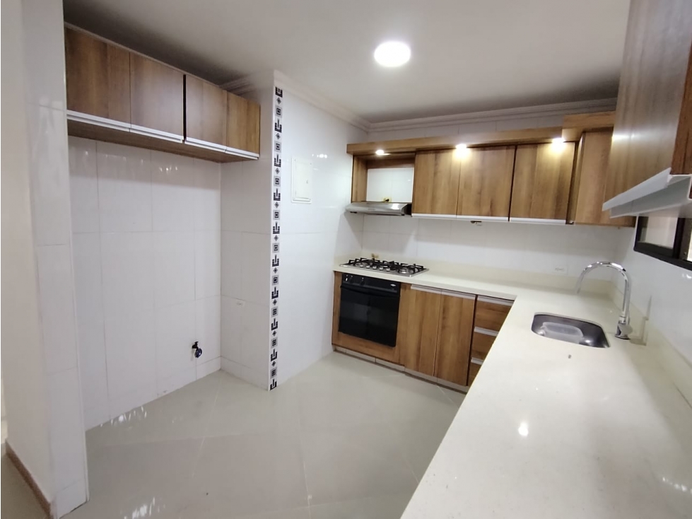 ARRIENDO CASA EN BELEN LA GLORIA — foto 3