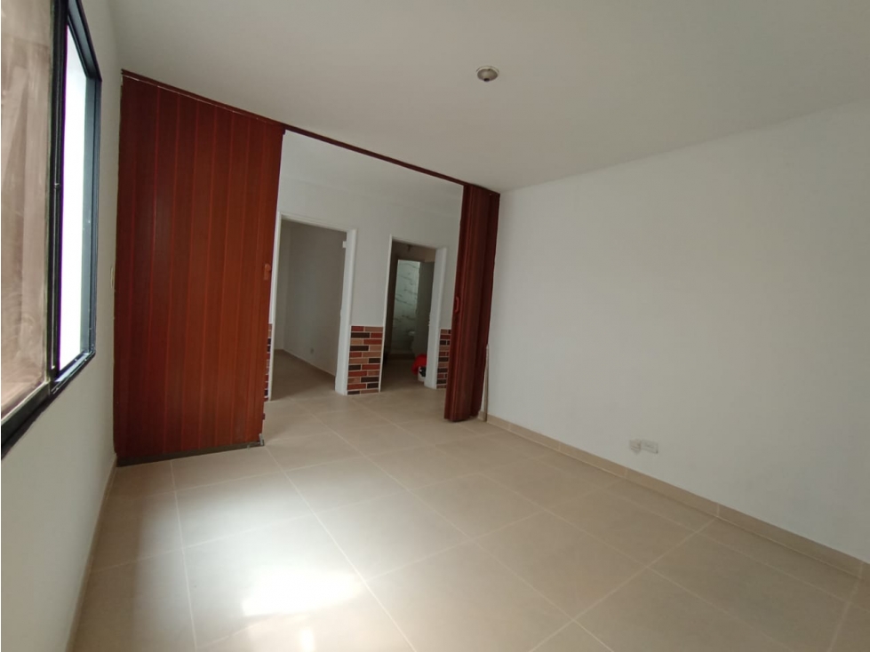 Se arrienda casa en sector de laureles nogal 1 piso — foto 4
