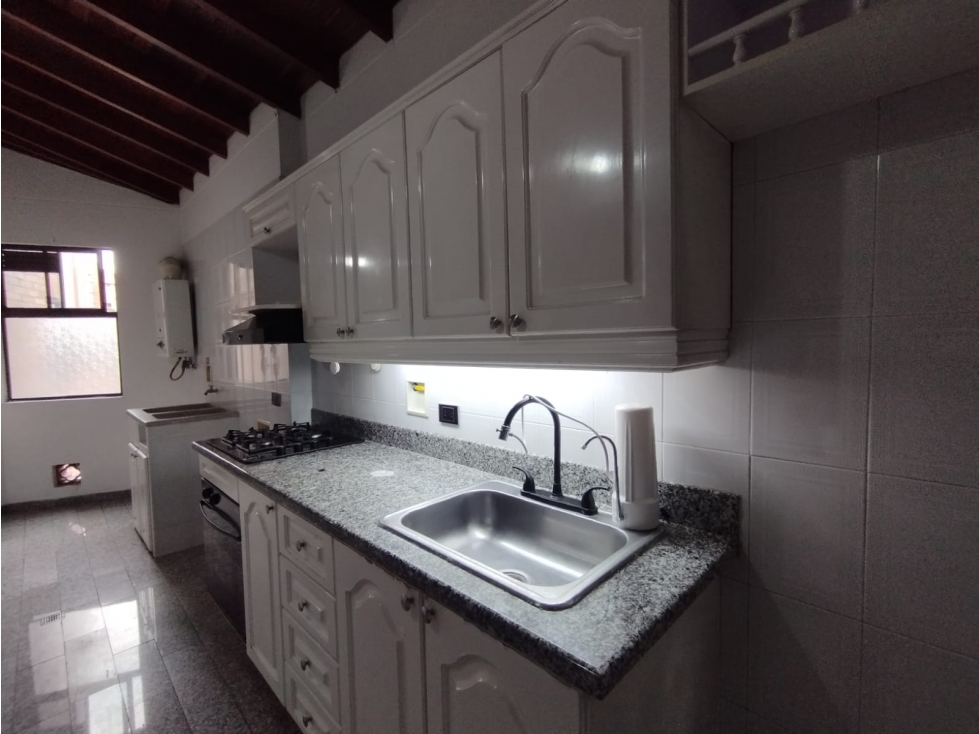 Apartamento en arriendo sector laureles