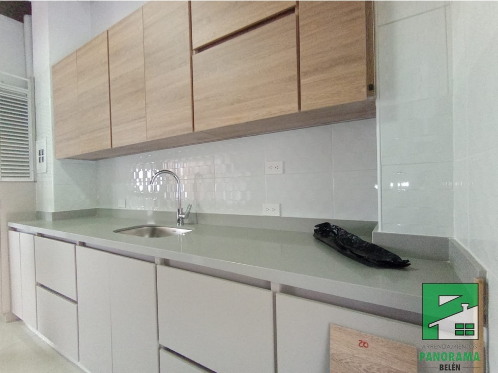 Apartamento en Arriendo Sector Laureles Avenida Nutibara — foto 3