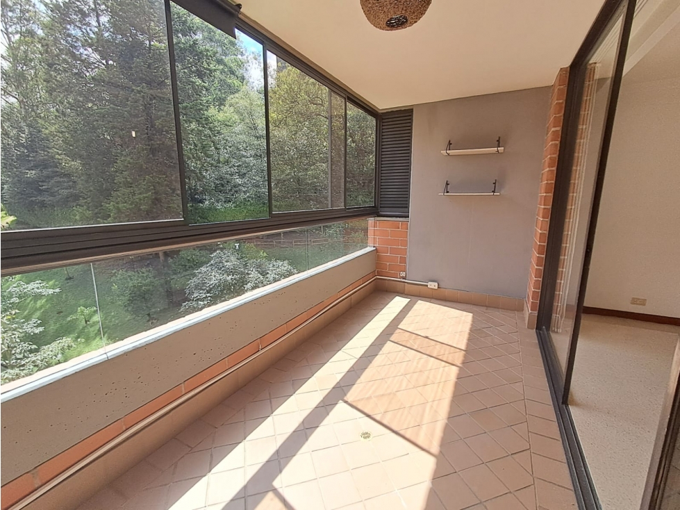 Apartamento en el tesoro en arriendo — foto 6
