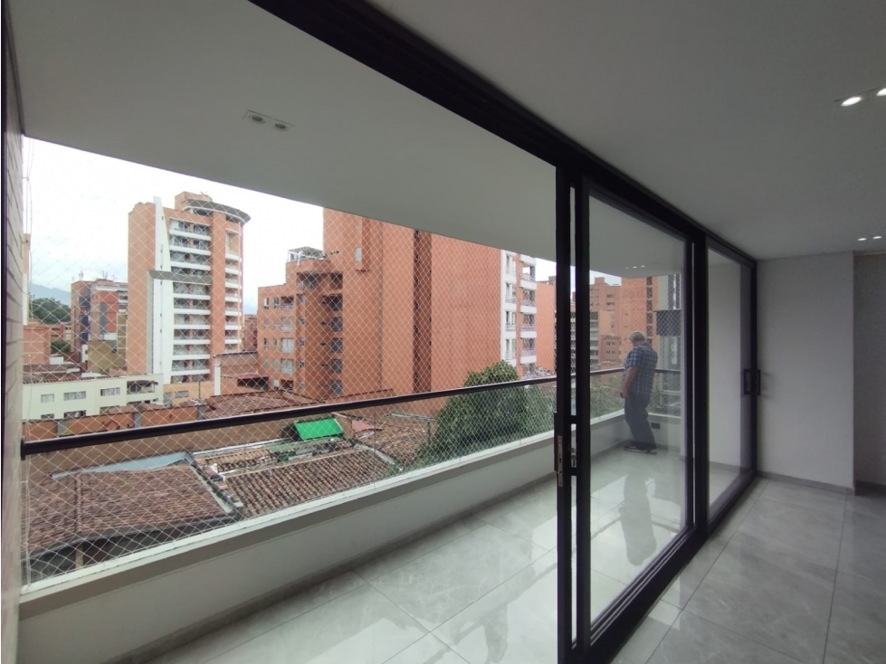 Apartamento en arriendo sector laureles — foto 5
