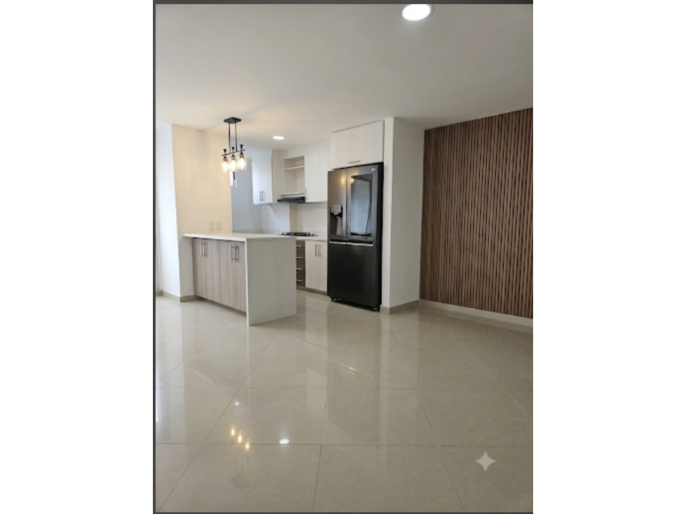 Apartamento en arriendo sector conquistadores