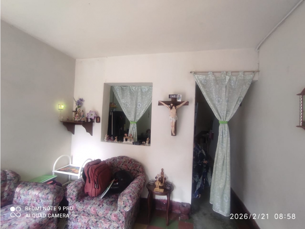 se vende casa en el sector de barrio trinidad — foto 4