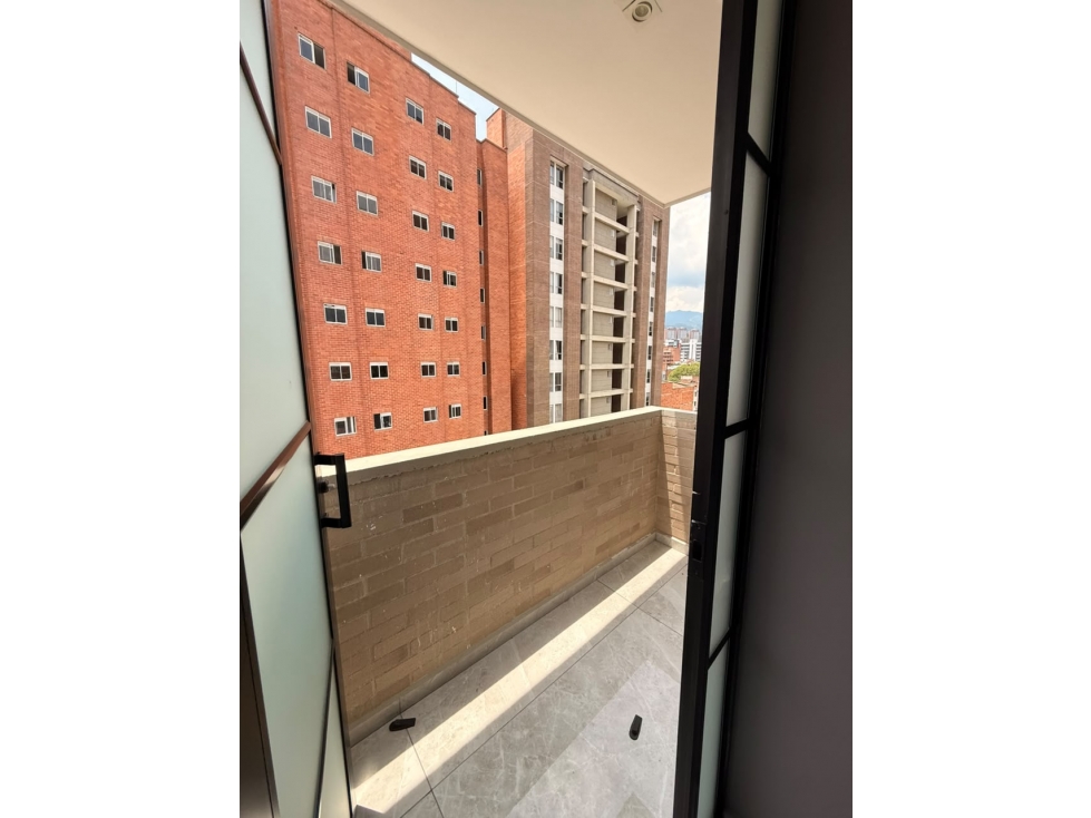 Apartamento en arriendo sector laureles — foto 6
