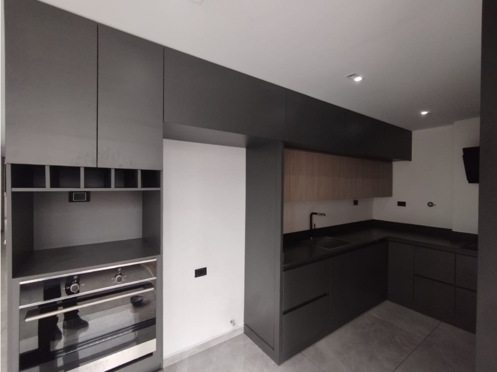 Apartamento en arriendo sector laureles — foto 4