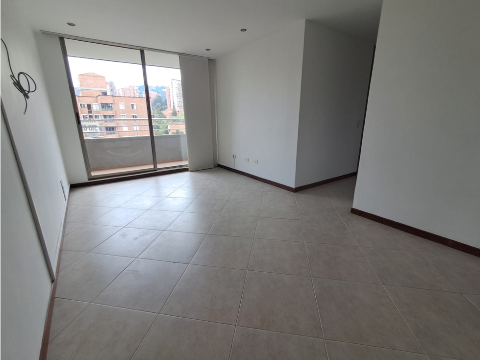 Apartamento en la inferior en arriendo