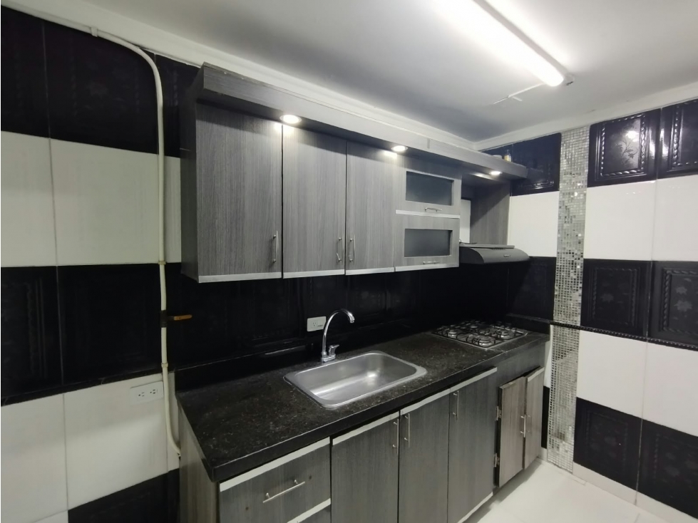 SE ARRIENDA COMODA CASA EN VIILLA HERMOSA — foto 3