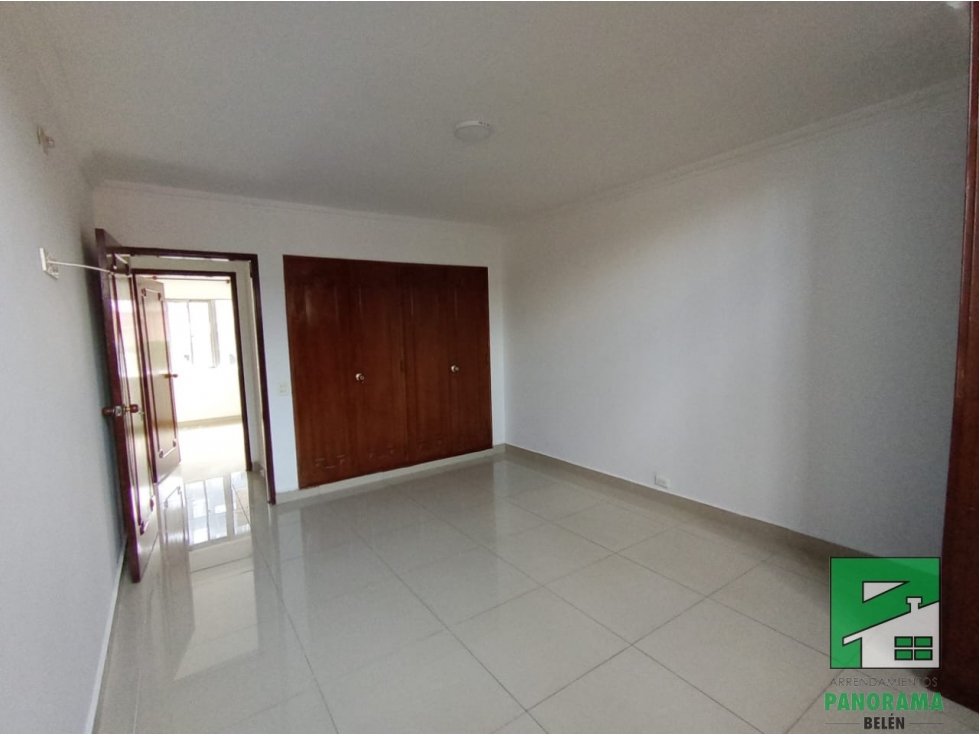 Apartamento en Arriendo Sector Laureles Avenida Nutibara — foto 5