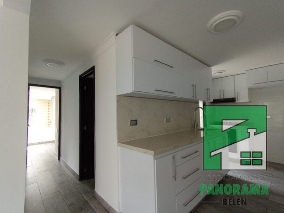 Apartamento en arriendo en el sector de Loma de los bernal — foto 2