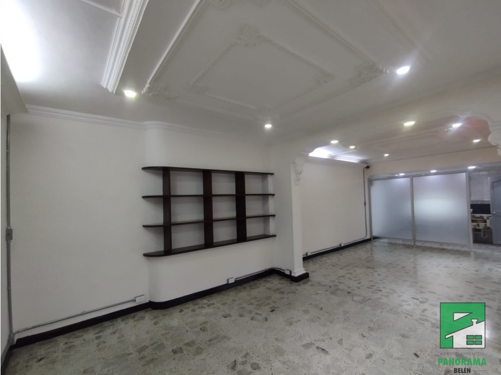 Local en arriendo sector laureles primer piso — foto 4